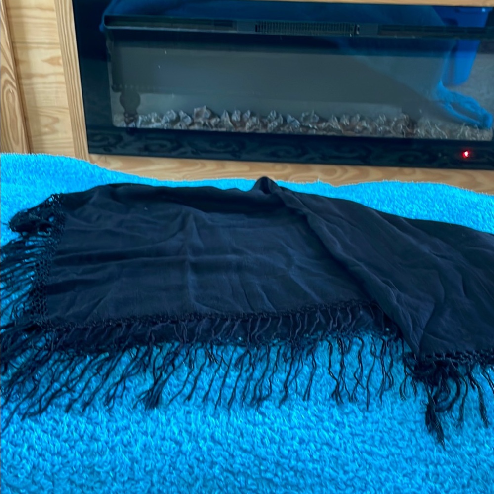 Elegant Black Fringe Scarf